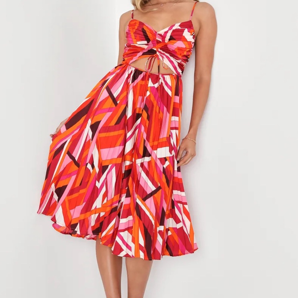 Lulu’s Special Sensation Magenta Abstract Print Pleated Midi Dress in size small